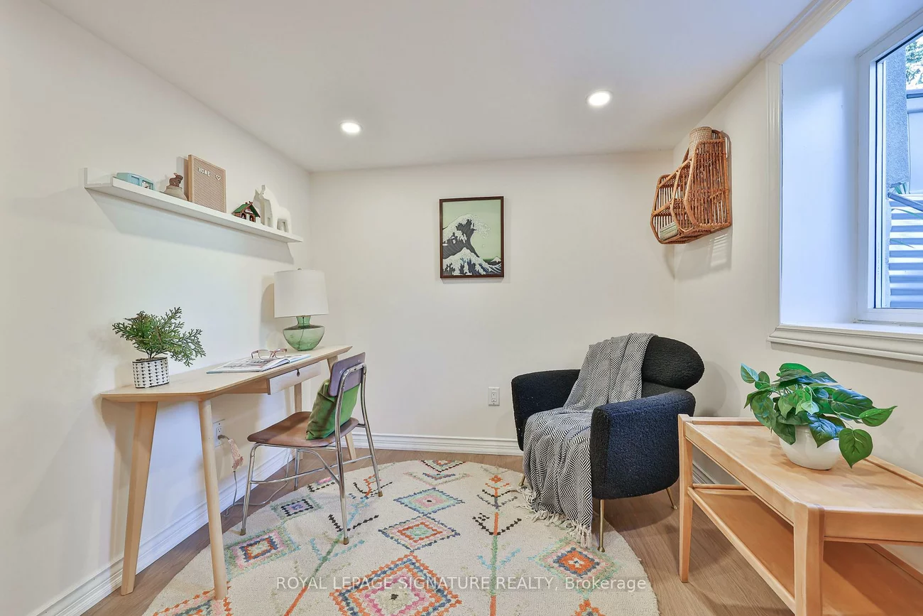 71, South Bonnington, Birchcliffe-Cliffside, Toronto
