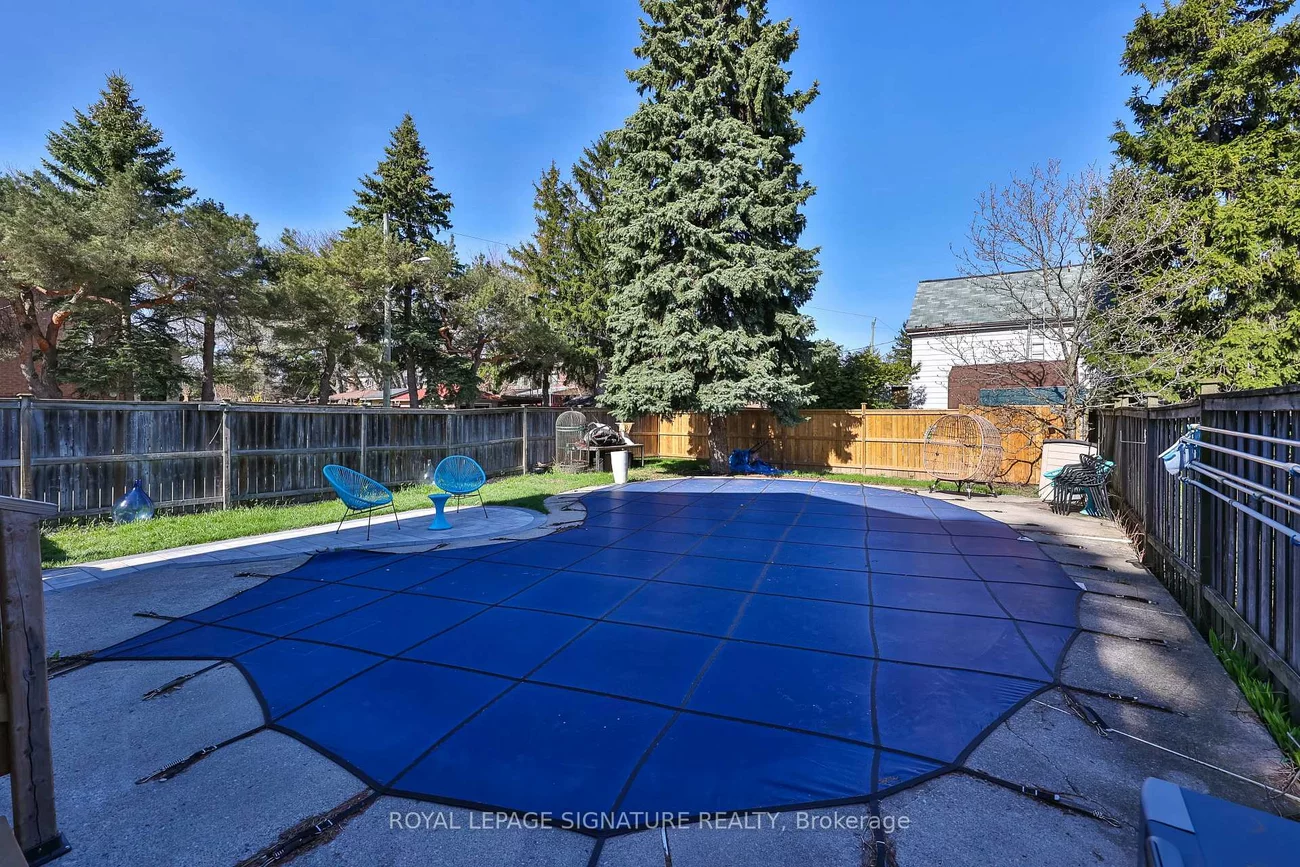 71, South Bonnington, Birchcliffe-Cliffside, Toronto