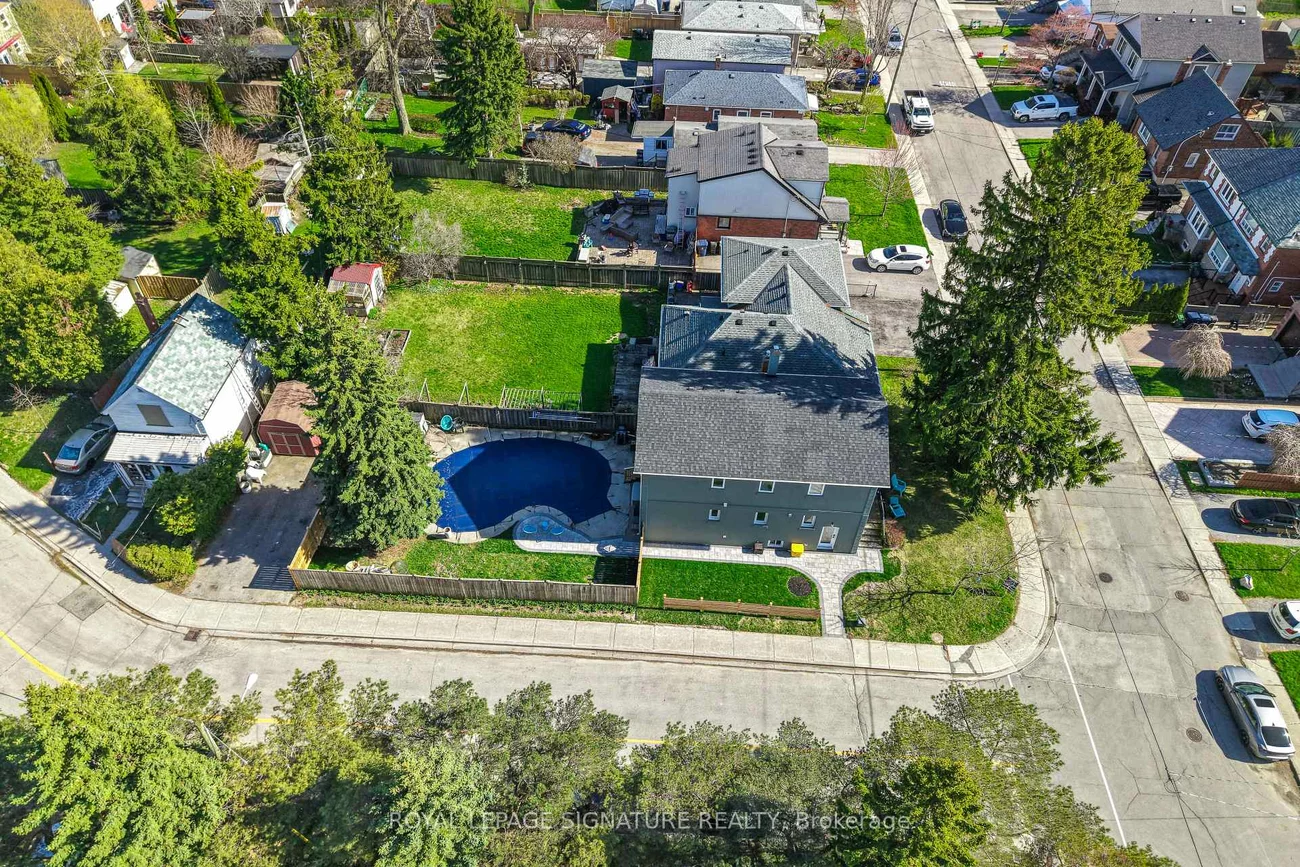 71, South Bonnington, Birchcliffe-Cliffside, Toronto