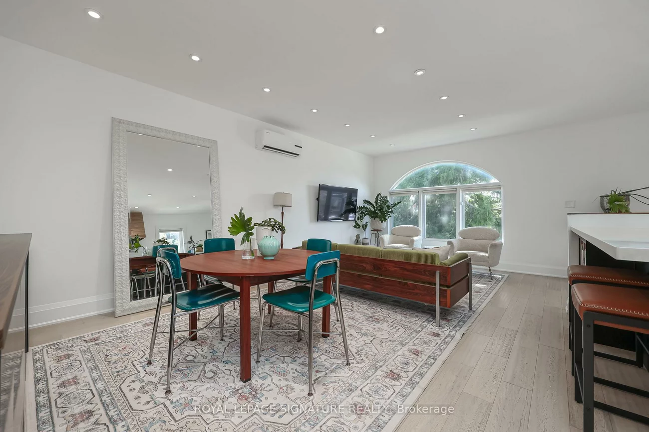 71, South Bonnington, Birchcliffe-Cliffside, Toronto