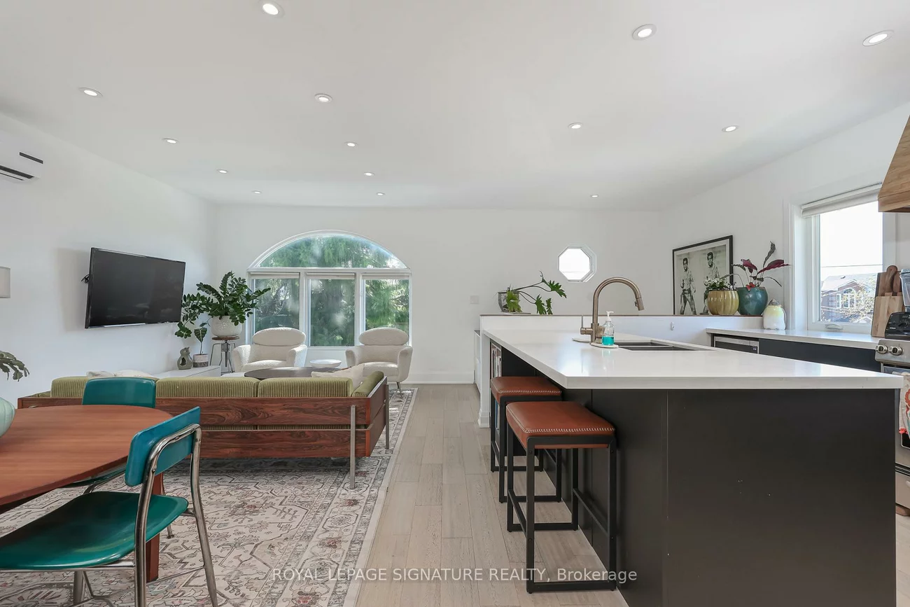 71, South Bonnington, Birchcliffe-Cliffside, Toronto