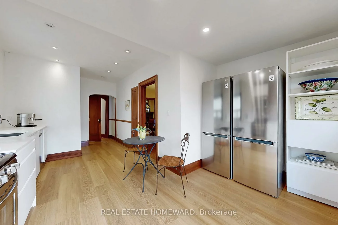 106, Dawes, Crescent Town, Toronto