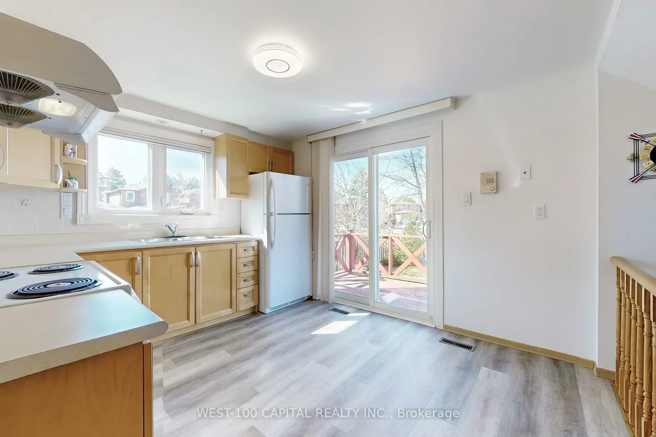 30, Wintermute, Steeles, Toronto