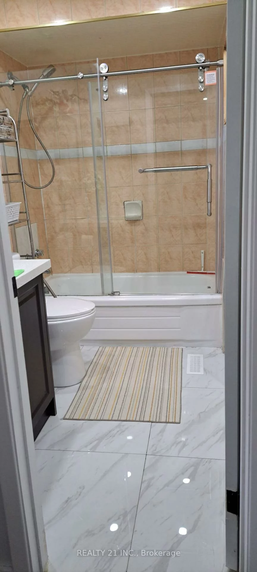 55, Shepmore, Malvern, Toronto