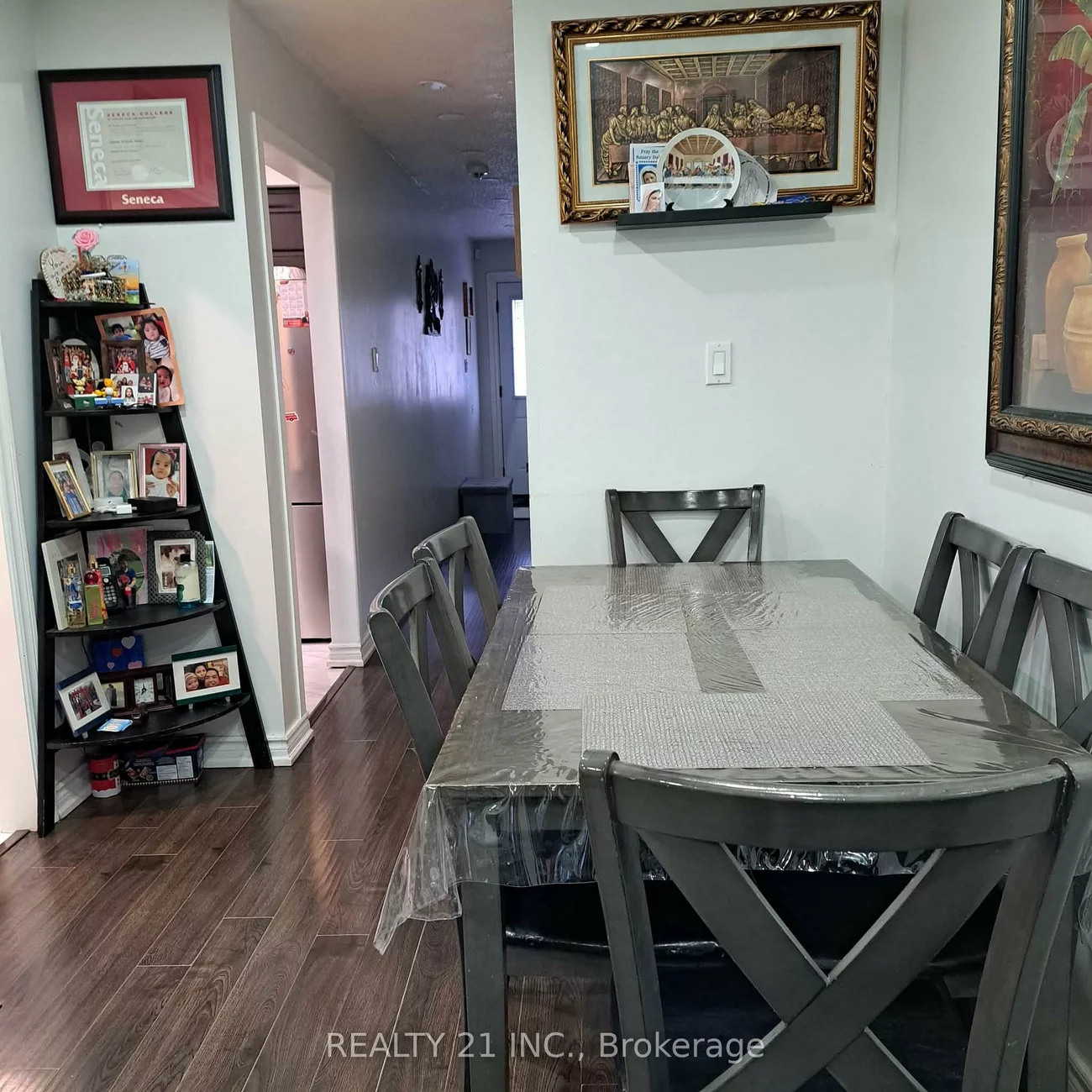 55, Shepmore, Malvern, Toronto