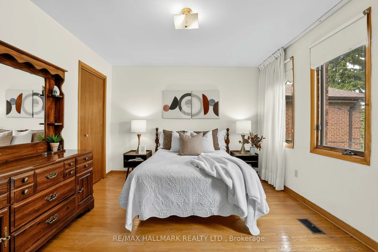 11, Greenvale, West Hill, Toronto
