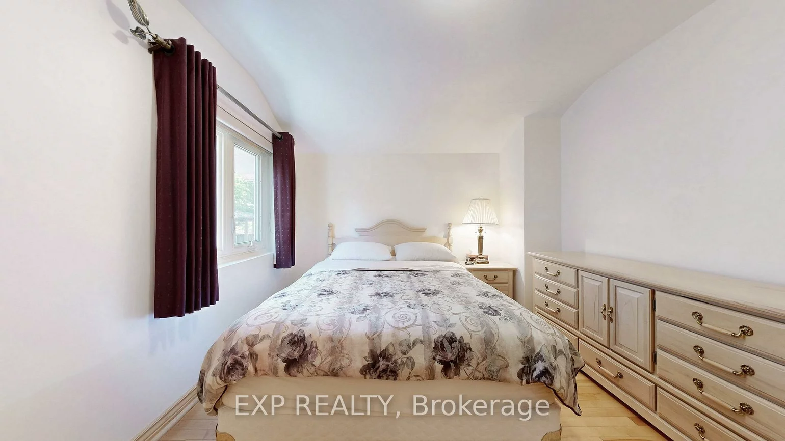 6, Abbottswood, Bendale, Toronto