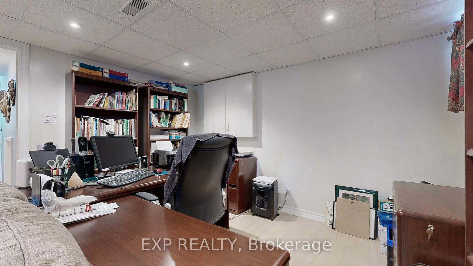 6, Abbottswood, Bendale, Toronto