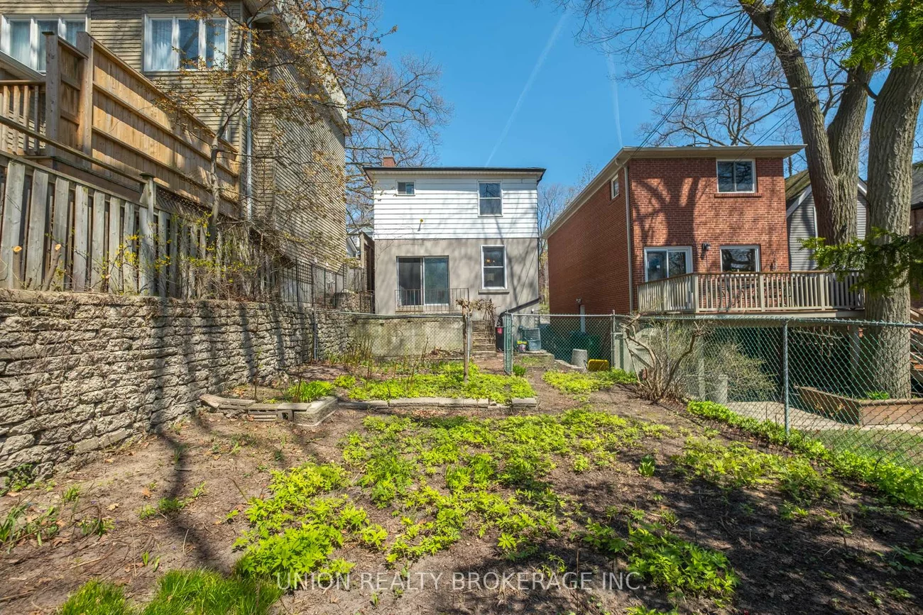 132, Silver Birch, The Beaches, Toronto
