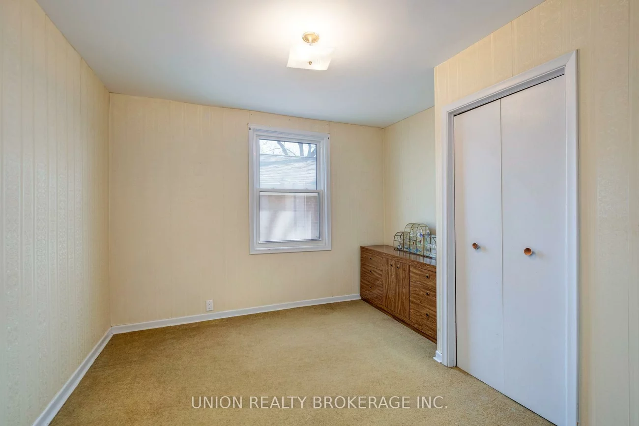 132, Silver Birch, The Beaches, Toronto