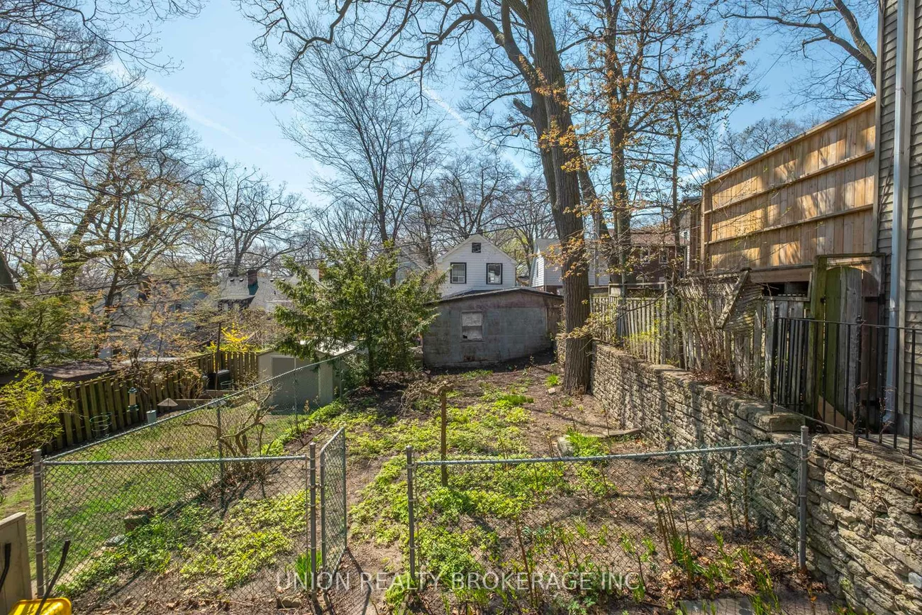 132, Silver Birch, The Beaches, Toronto