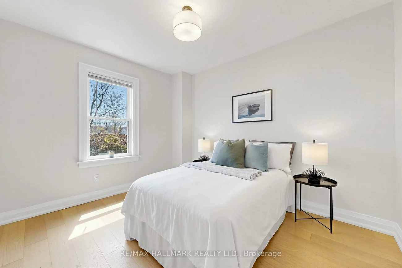 301, Wolverleigh, Danforth, Toronto