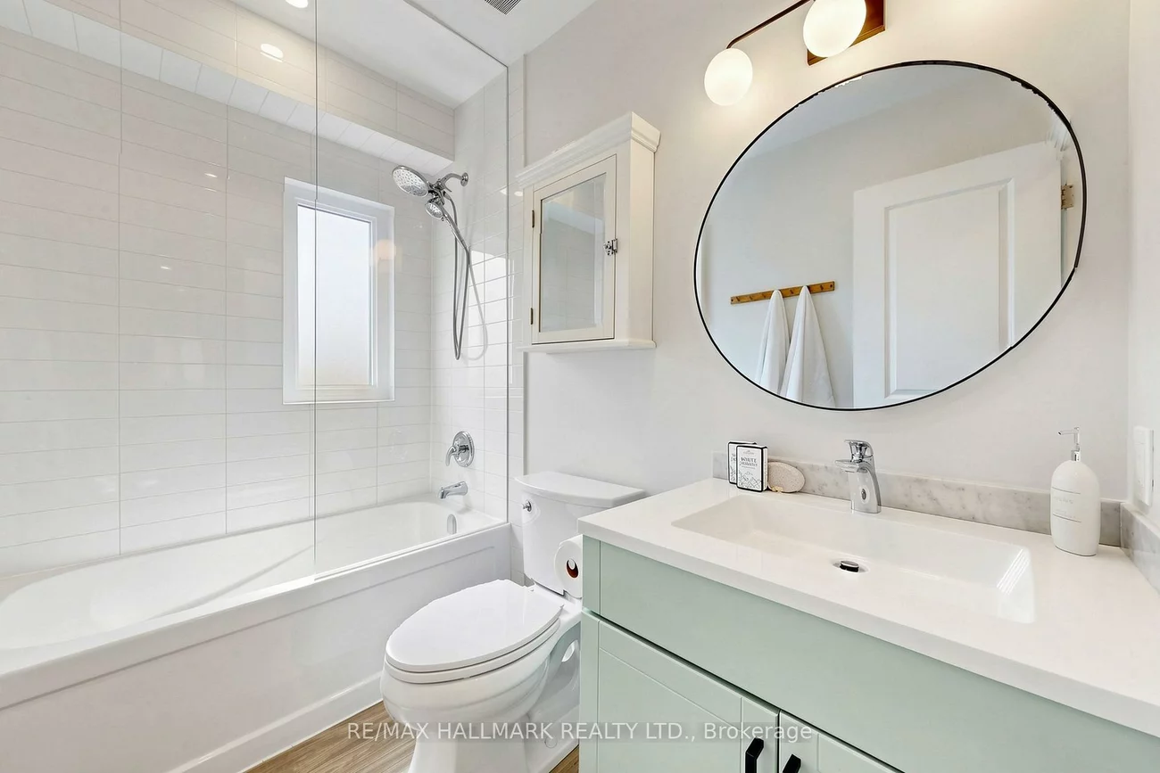 301, Wolverleigh, Danforth, Toronto