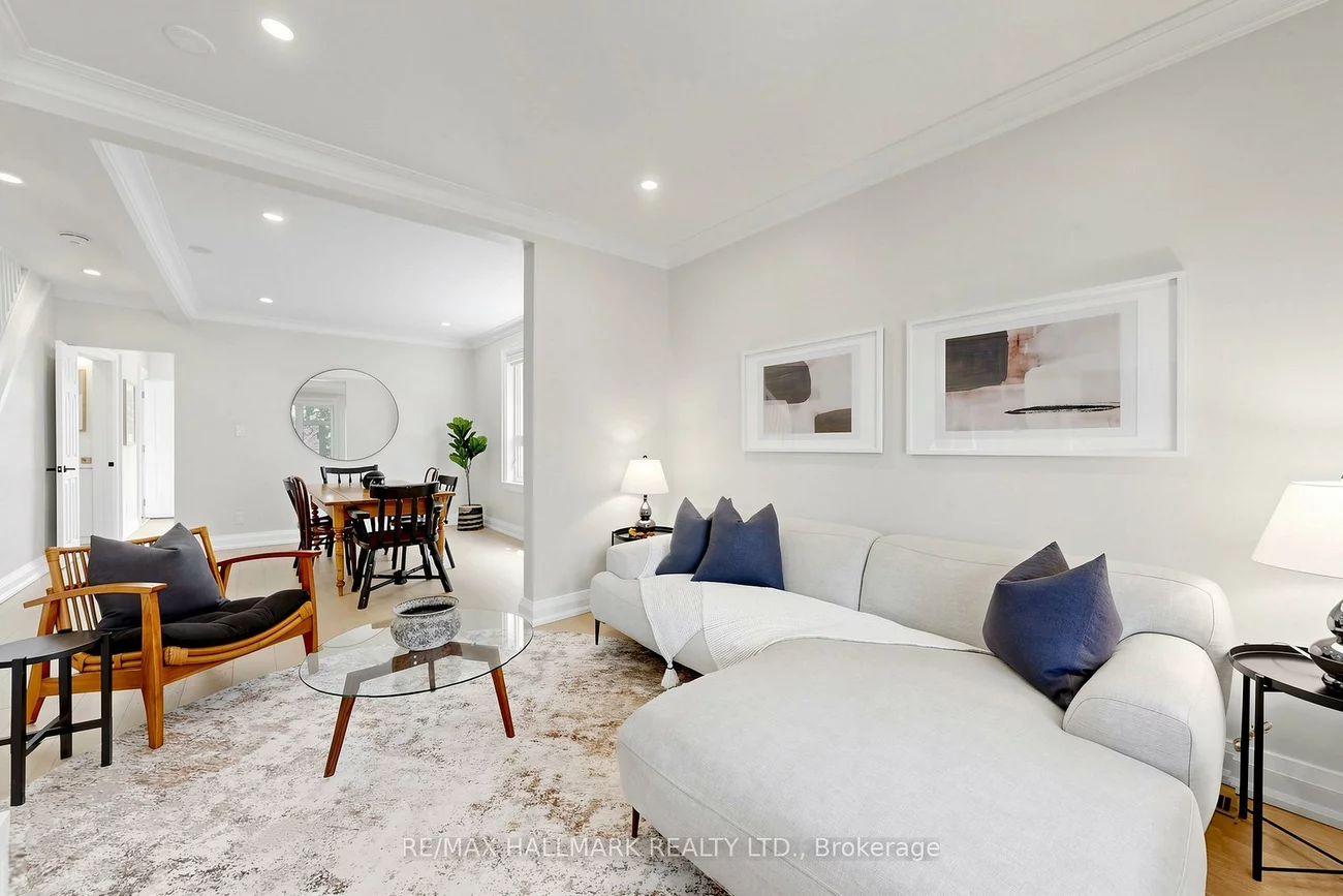 301, Wolverleigh, Danforth, Toronto