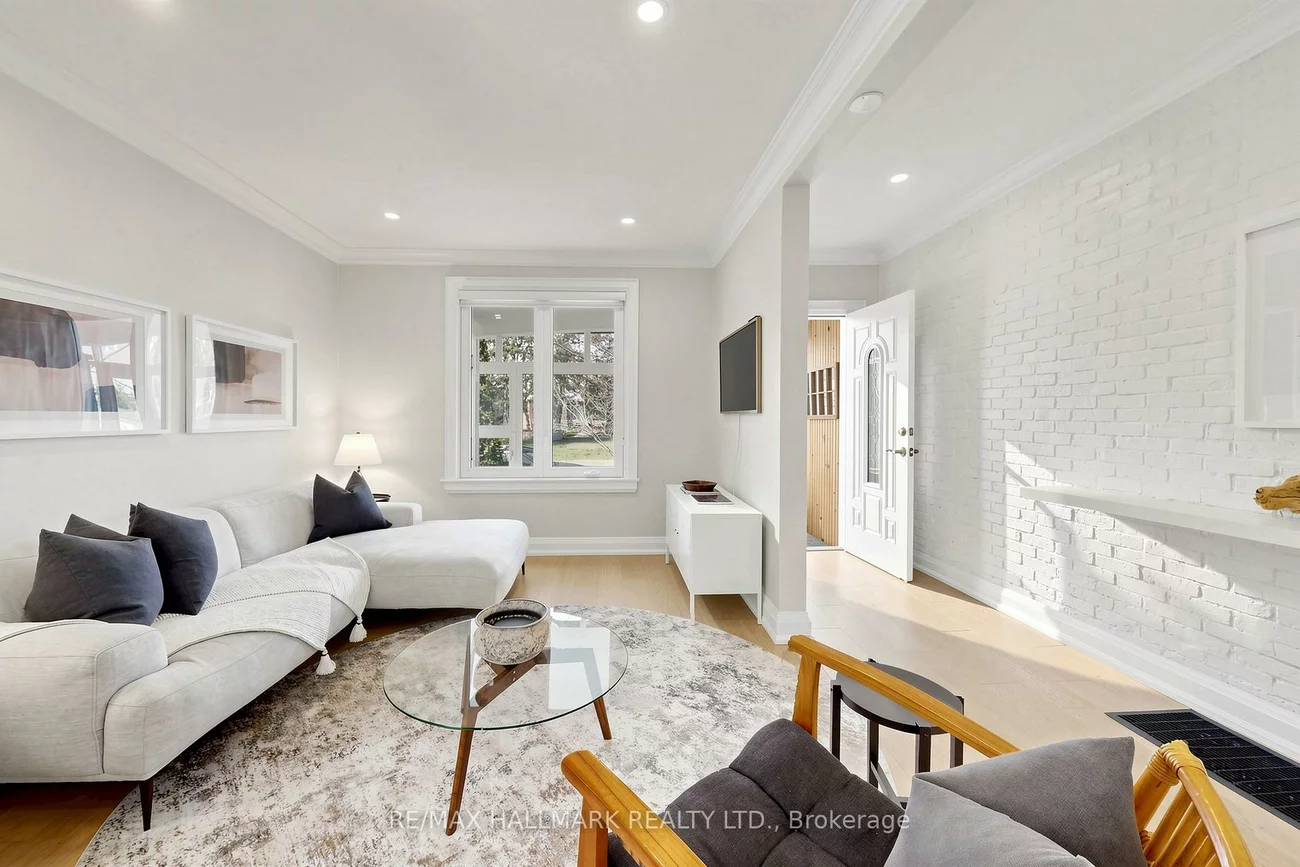 301, Wolverleigh, Danforth, Toronto