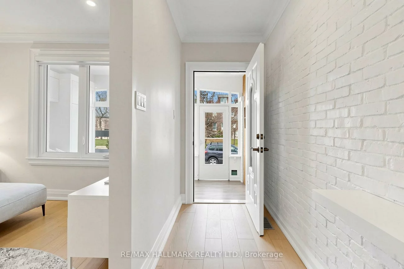 301, Wolverleigh, Danforth, Toronto