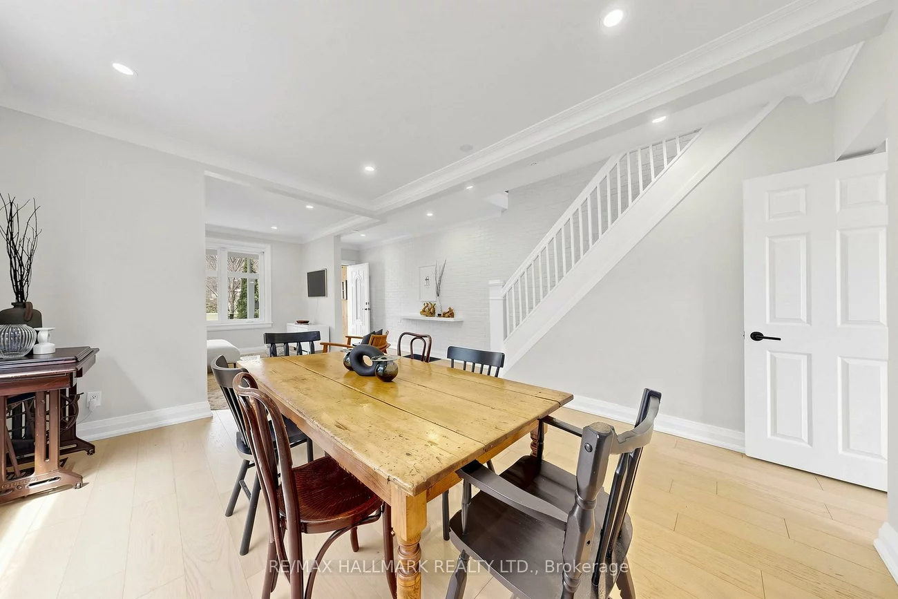 301, Wolverleigh, Danforth, Toronto