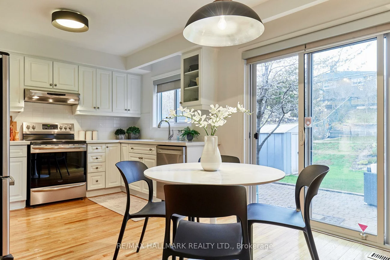 42, Halsey, O'Connor-Parkview, Toronto