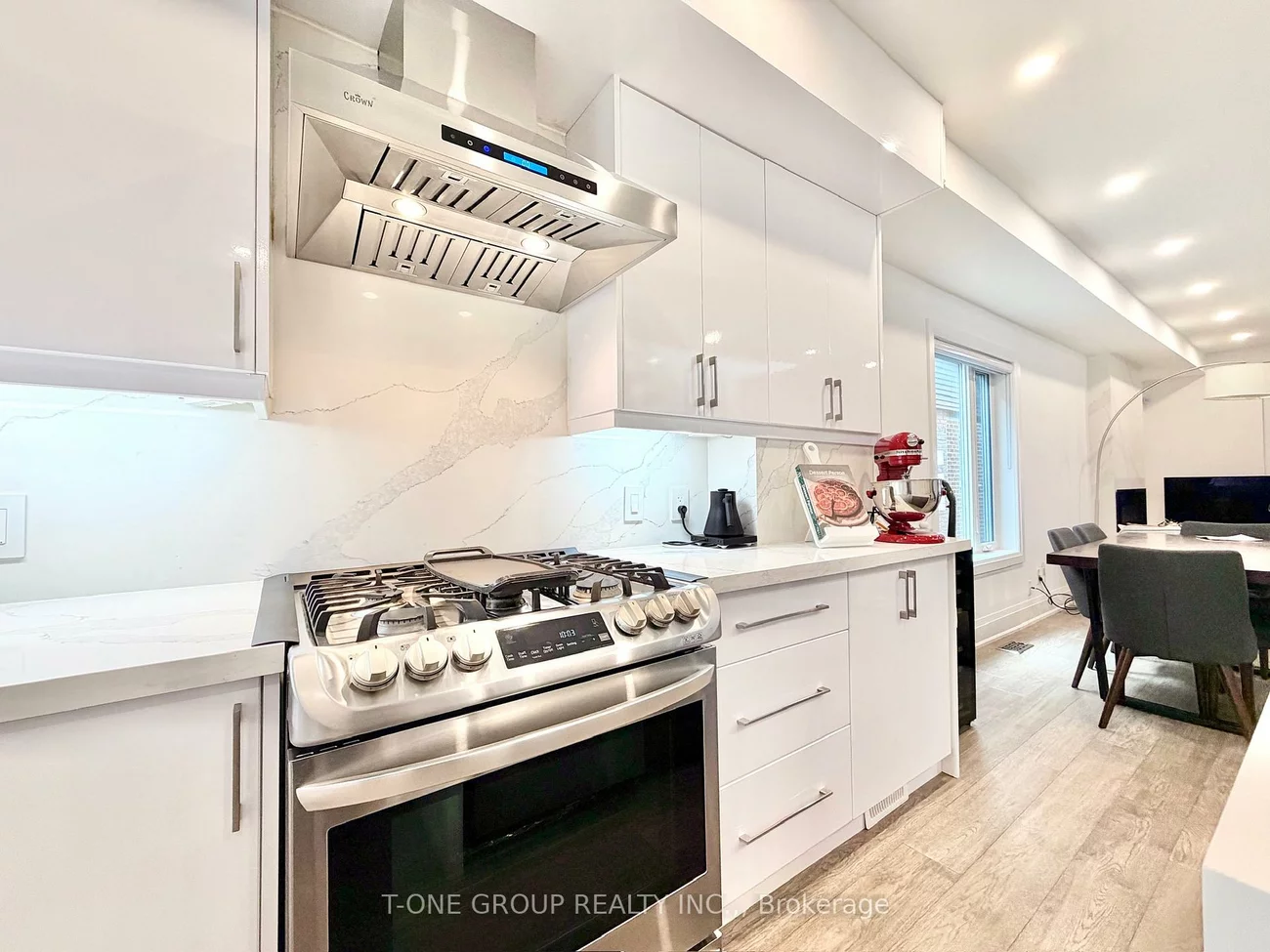 173, Drayton, Woodbine Corridor, Toronto