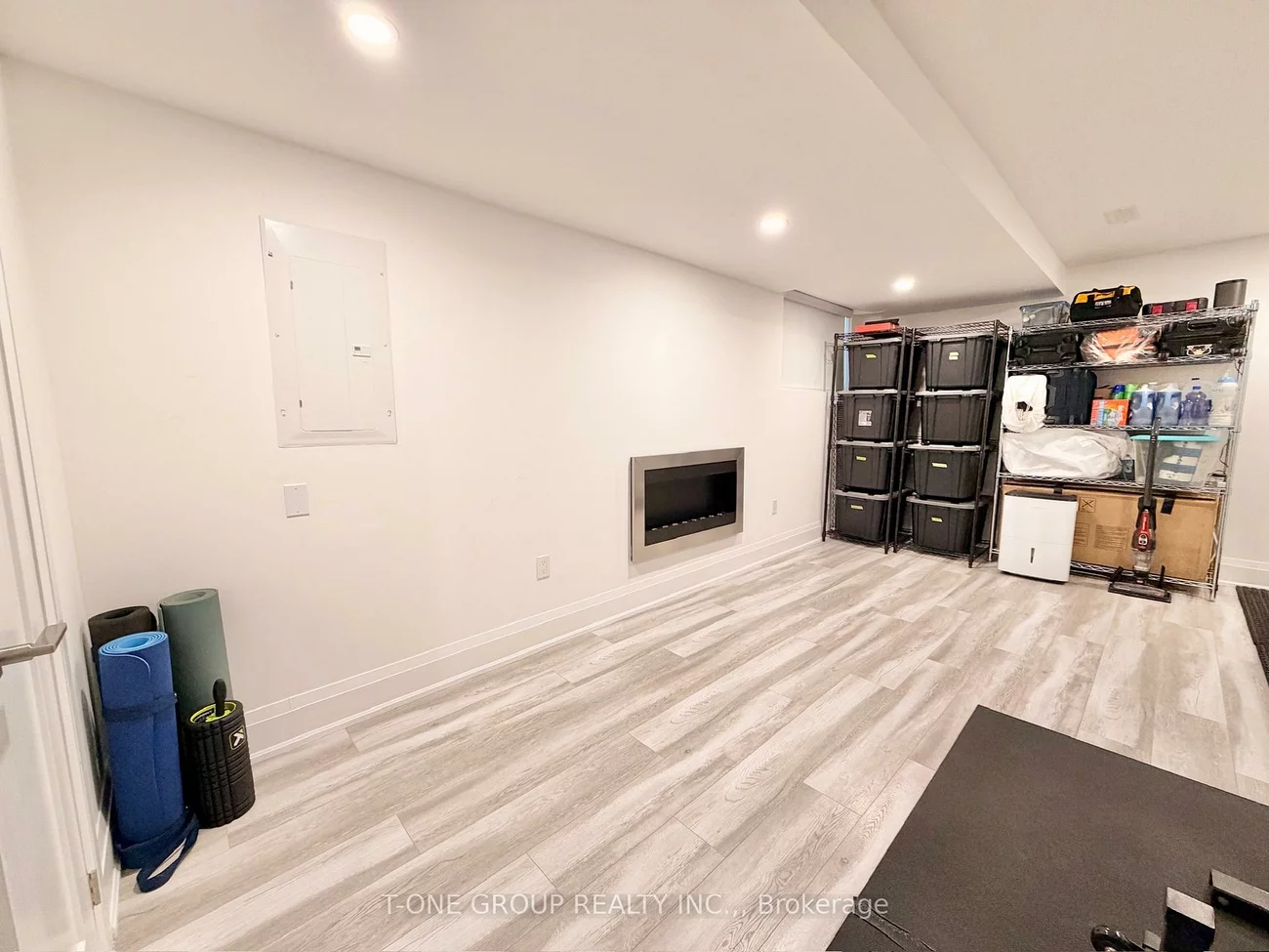 173, Drayton, Woodbine Corridor, Toronto