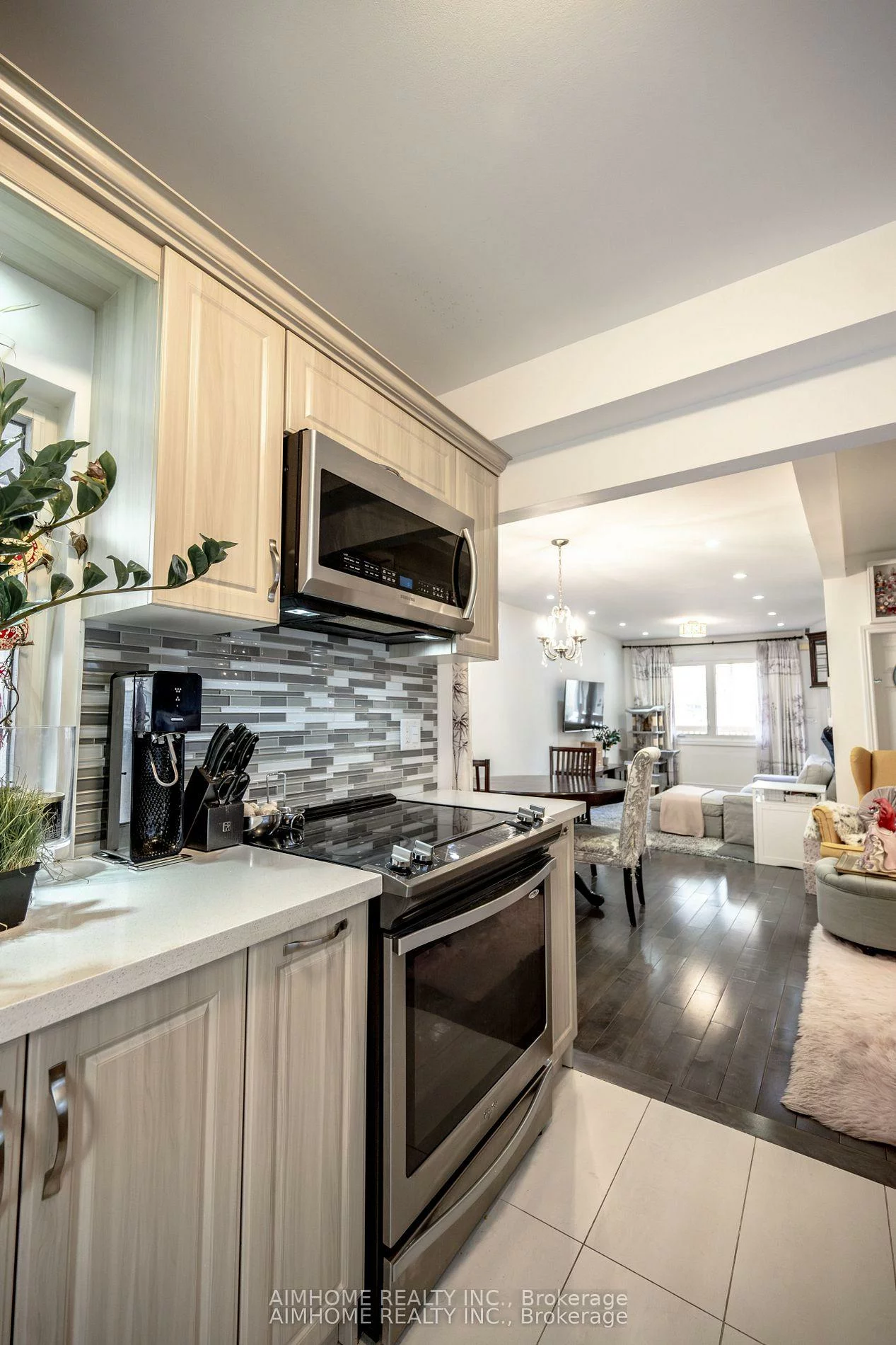 266, Coleridge, Woodbine-Lumsden, Toronto