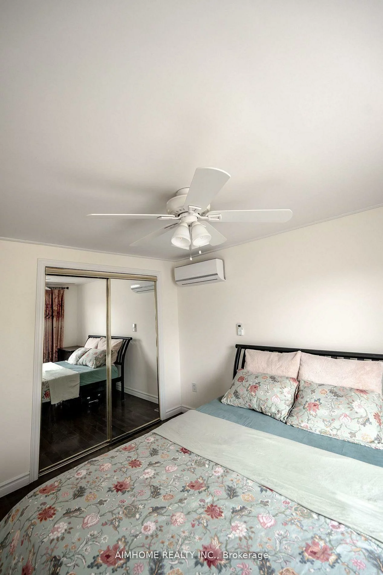 266, Coleridge, Woodbine-Lumsden, Toronto