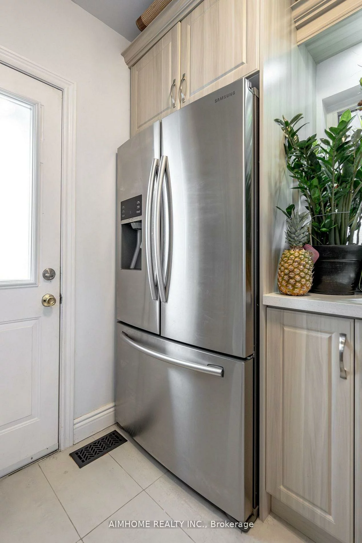 266, Coleridge, Woodbine-Lumsden, Toronto