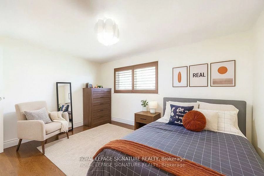 105, Catalina, Guildwood, Toronto
