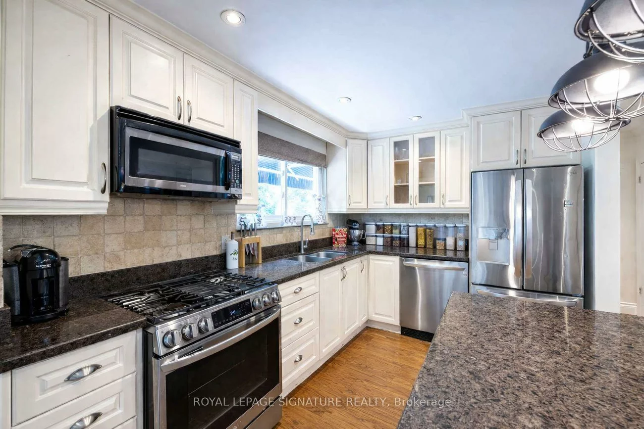 105, Catalina, Guildwood, Toronto
