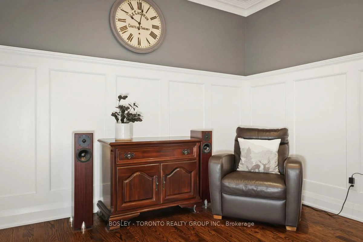 55, Gradwell, Cliffcrest, Toronto