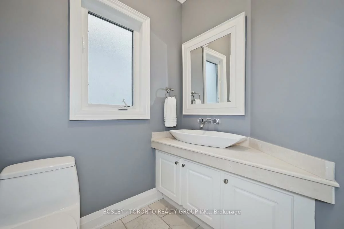 55, Gradwell, Cliffcrest, Toronto