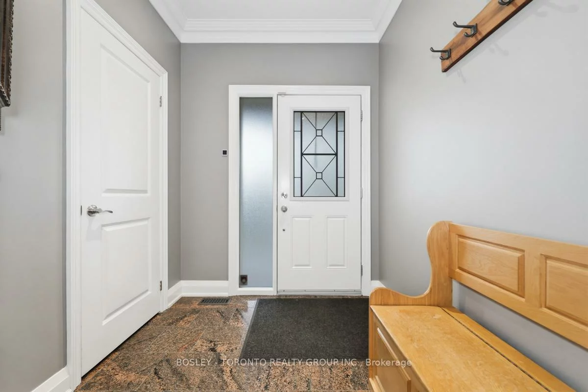 55, Gradwell, Cliffcrest, Toronto