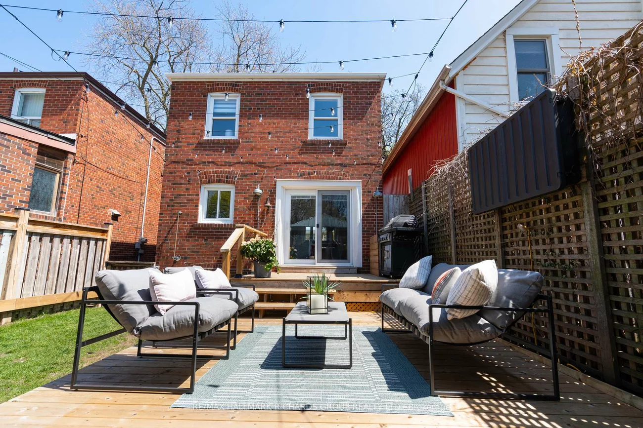 50, Wayland, East End-Danforth, Toronto