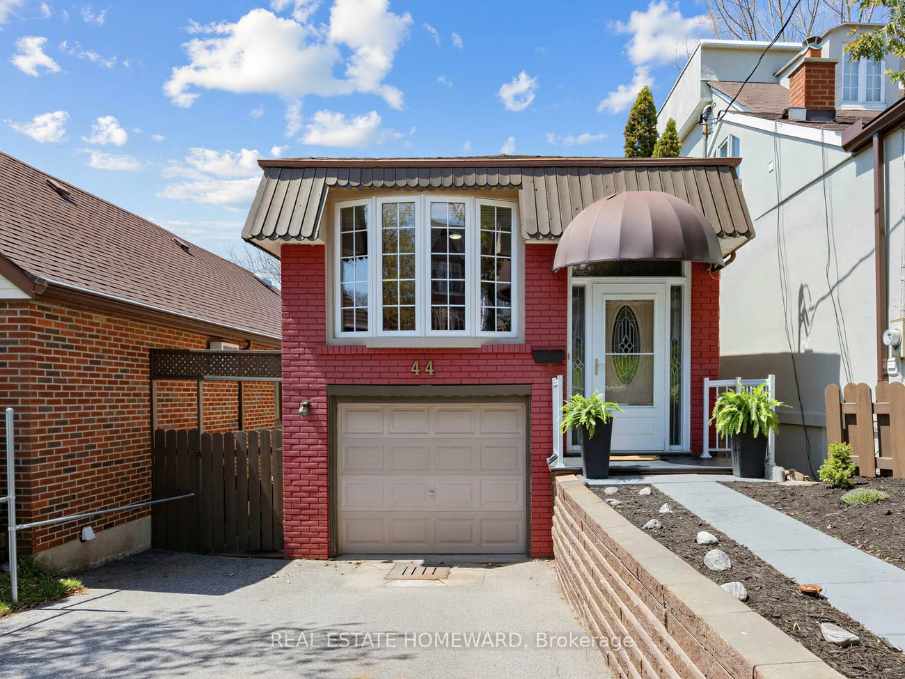 44, Westbourne, Clairlea-Birchmount, Toronto
