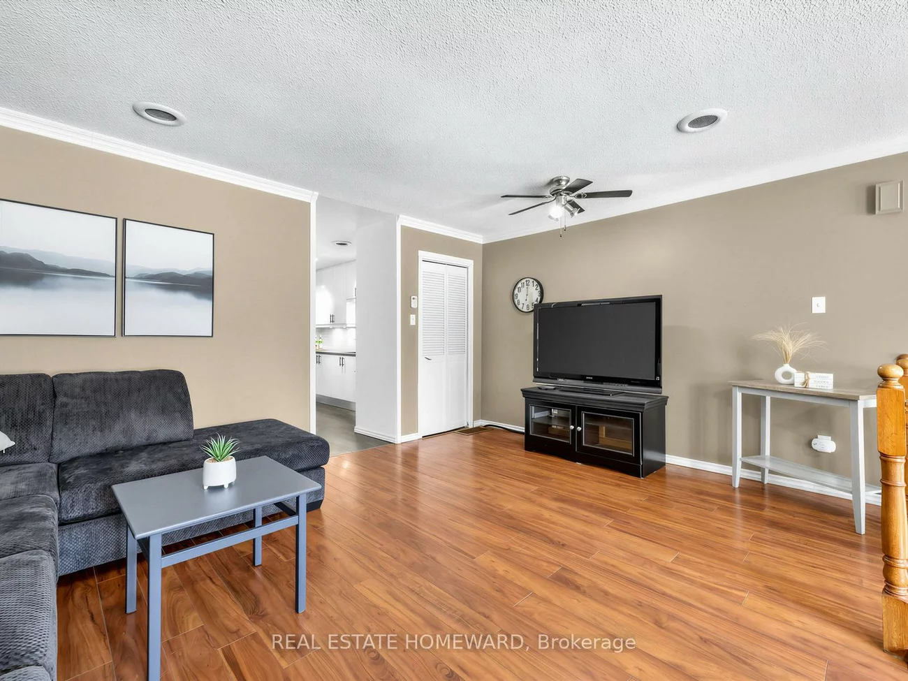 44, Westbourne, Clairlea-Birchmount, Toronto