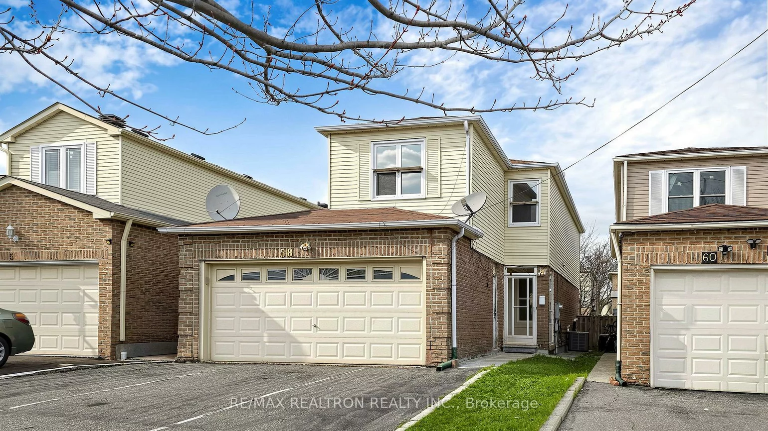 58, Glanvil, Malvern, Toronto