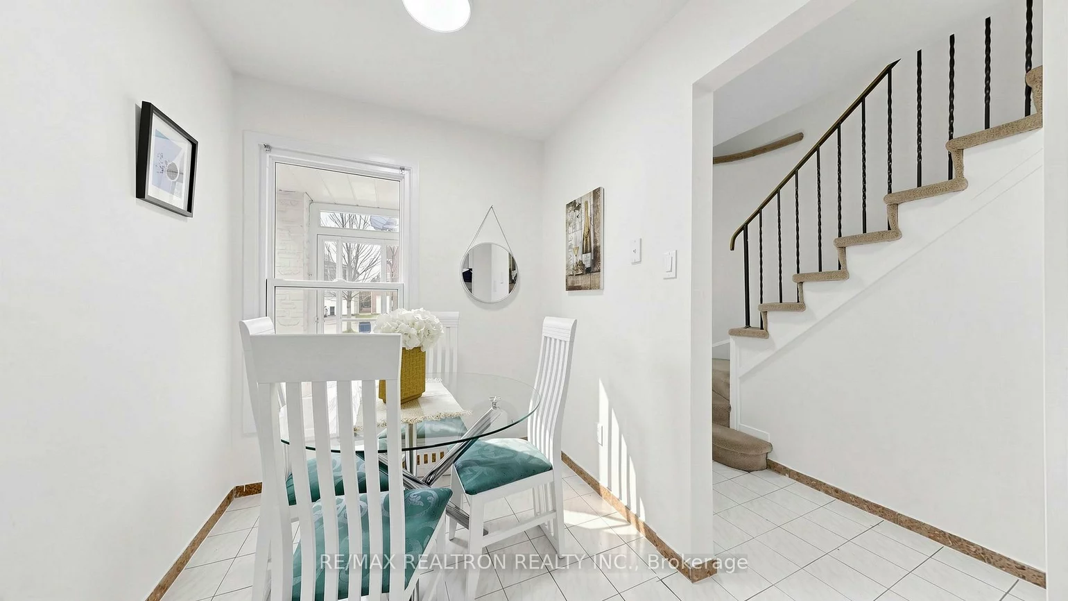 58, Glanvil, Malvern, Toronto