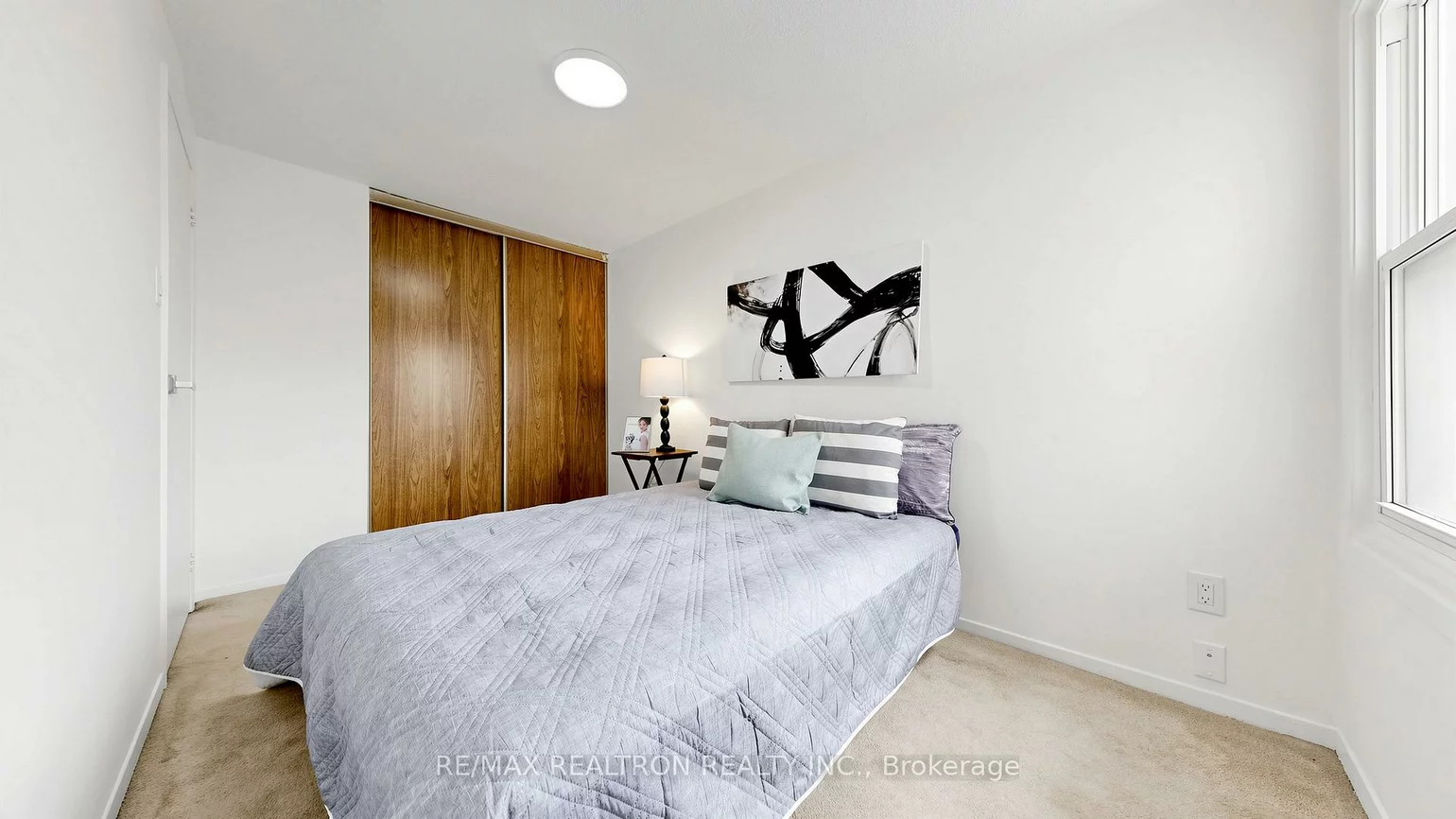 58, Glanvil, Malvern, Toronto