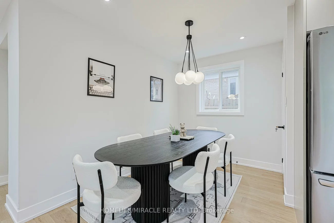 22, Arnprior, Bendale, Toronto