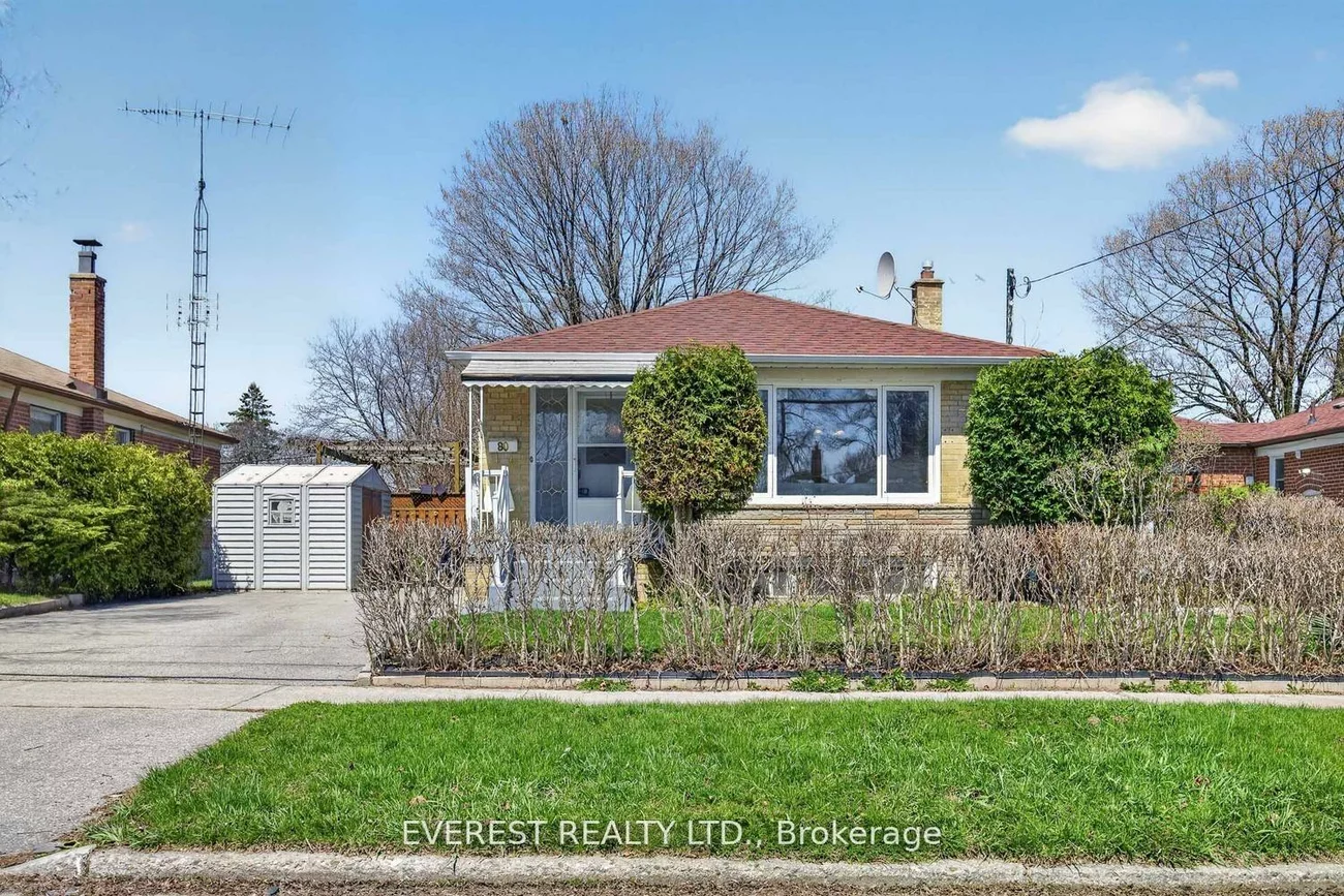 80, Nelson, Woburn, Toronto