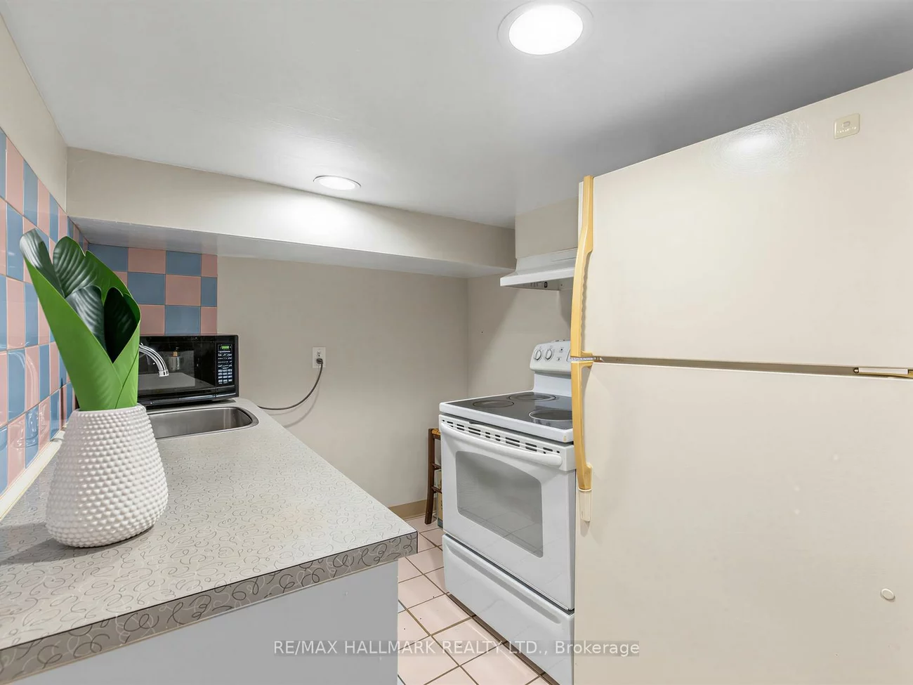239, Torrens, East York, Toronto
