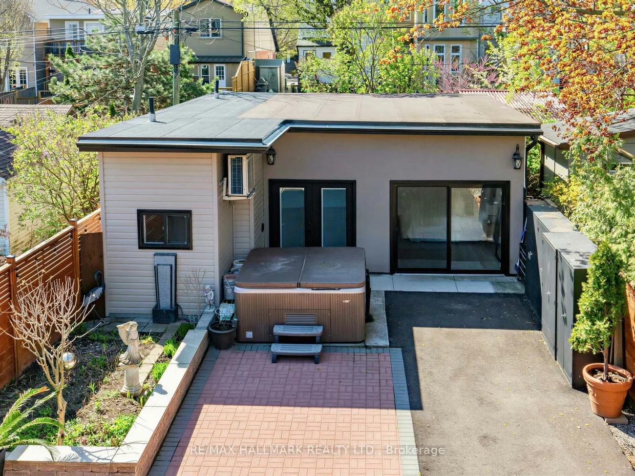 239, Torrens, East York, Toronto