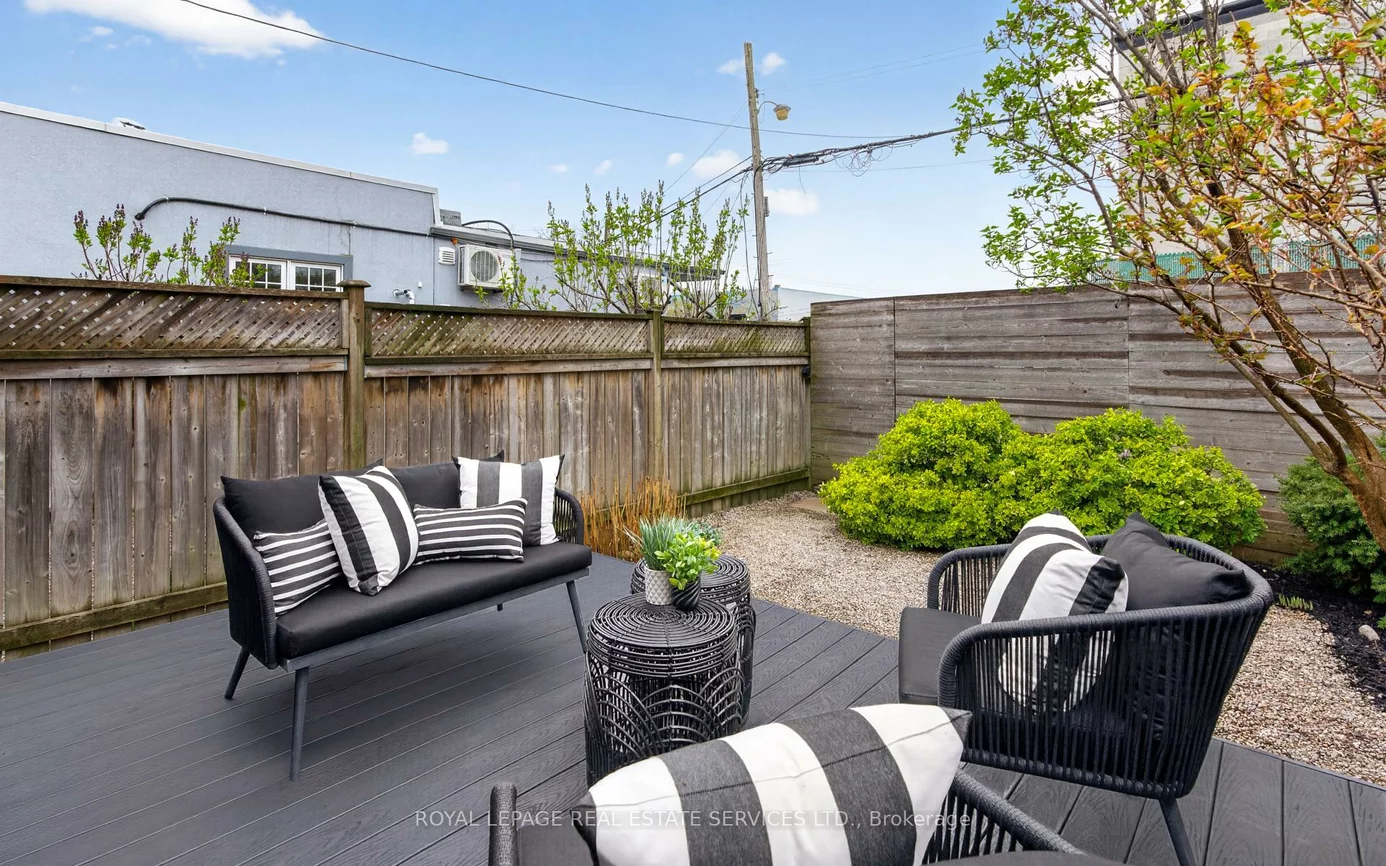 46, Logan, South Riverdale, Toronto