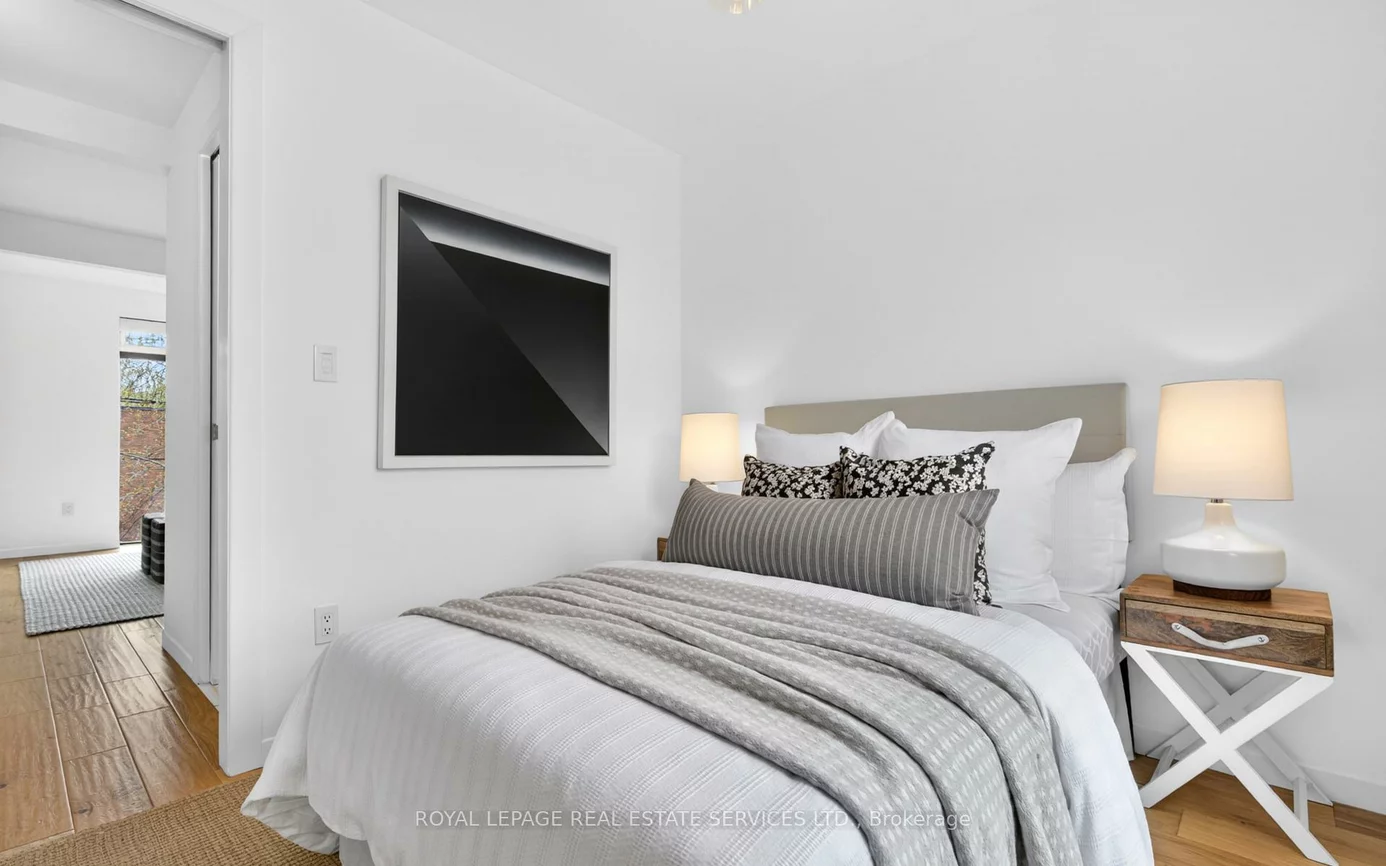 46, Logan, South Riverdale, Toronto