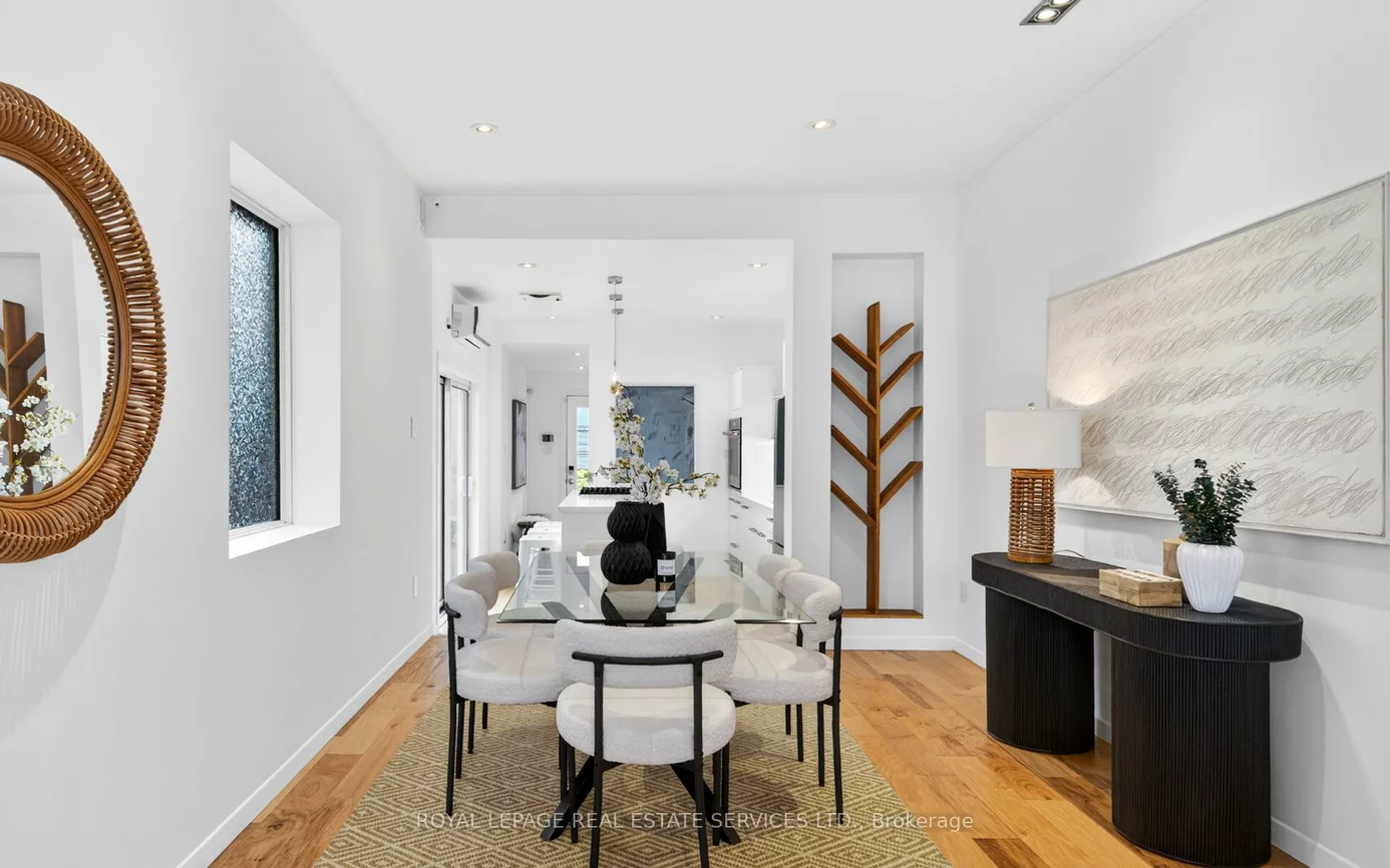 46, Logan, South Riverdale, Toronto