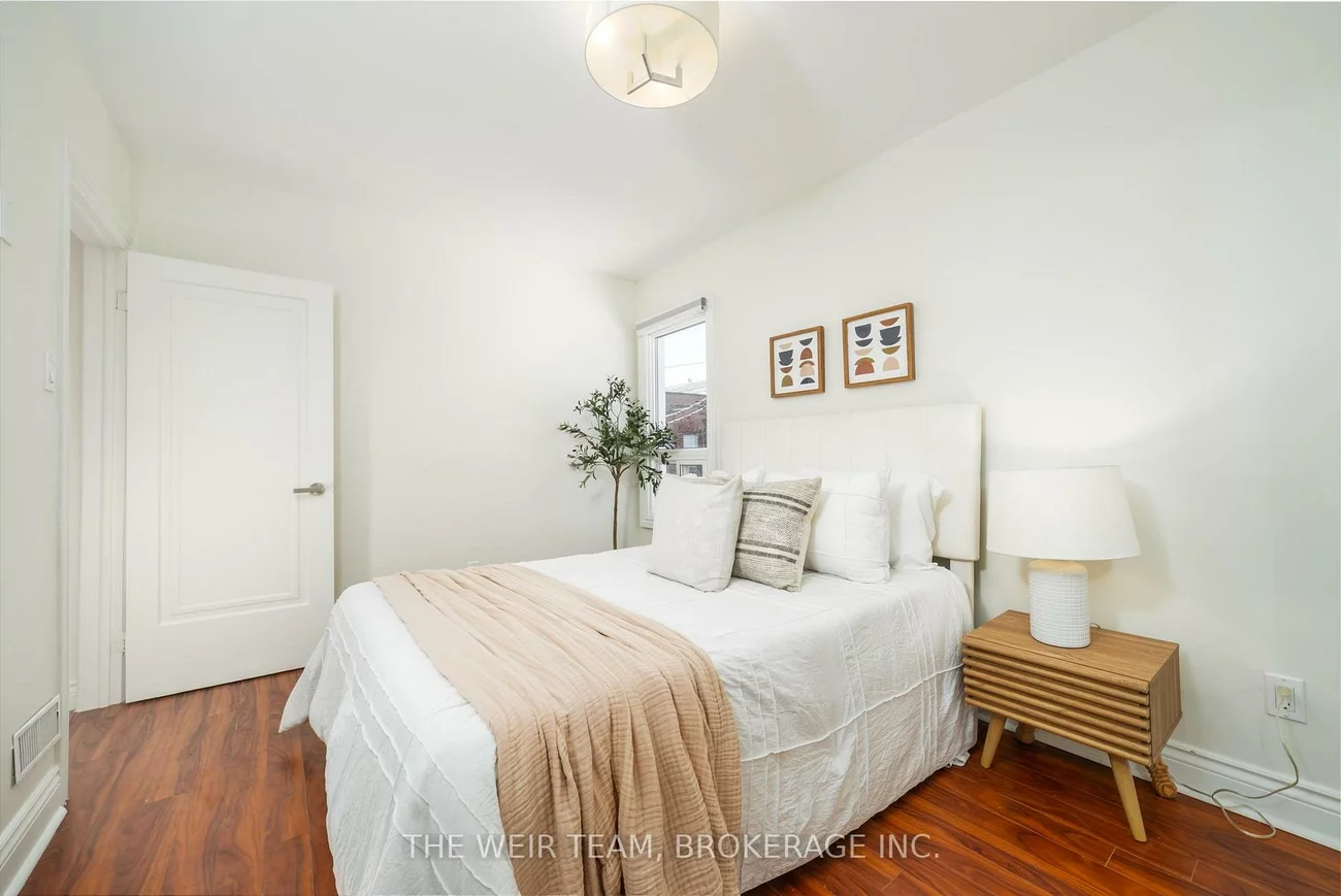 10, Eldon, Crescent Town, Toronto