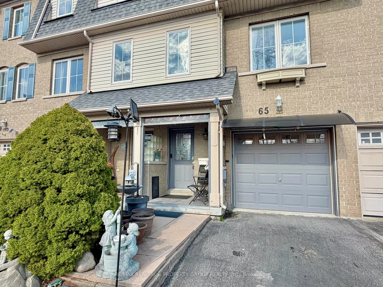 65, Mike Myers, Dorset Park, Toronto