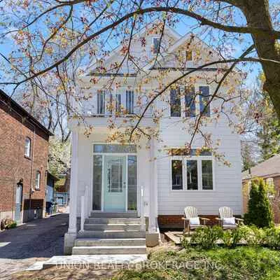 273, Lee, The Beaches, Toronto