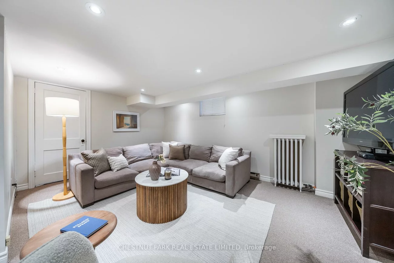 17, Glen Stewart, The Beaches, Toronto