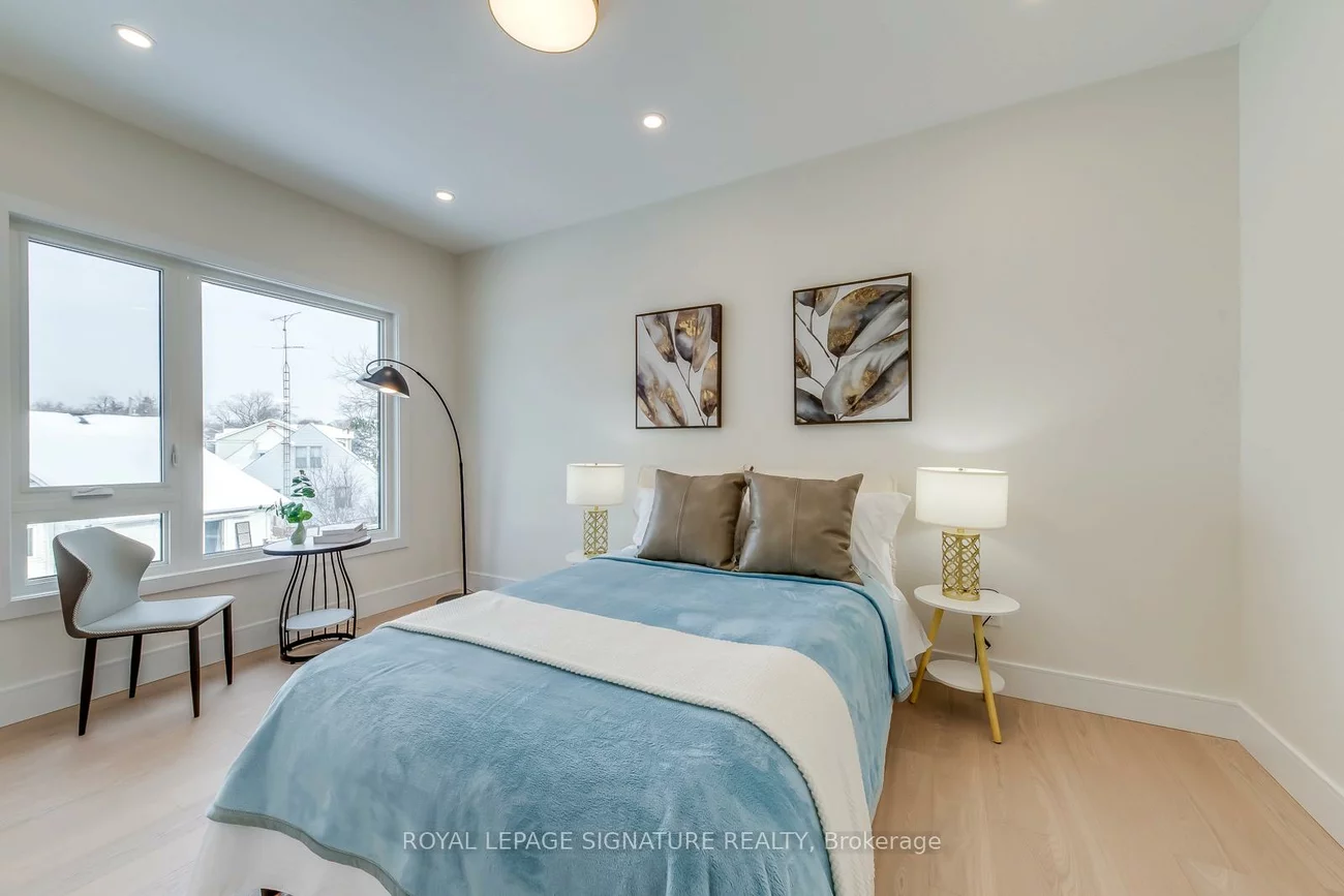 24, Merritt, O'Connor-Parkview, Toronto